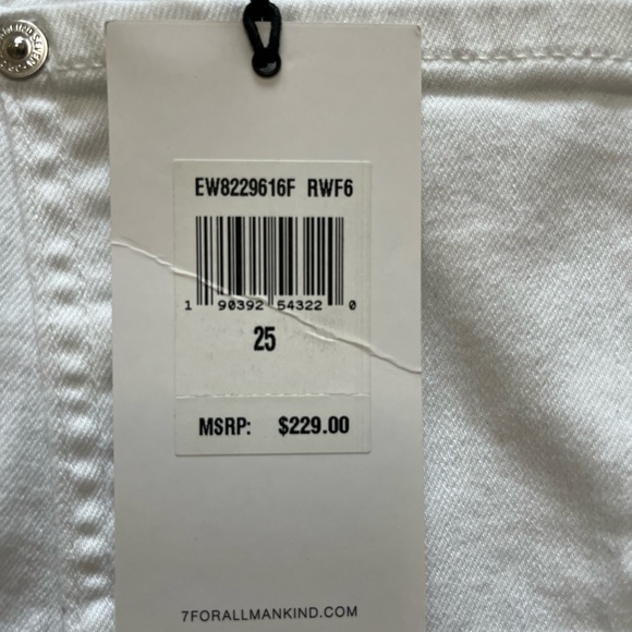 7 for all mankind. White jeans with blue and silver fringe piping. NWT. Size 25 - Picture 5 of 7